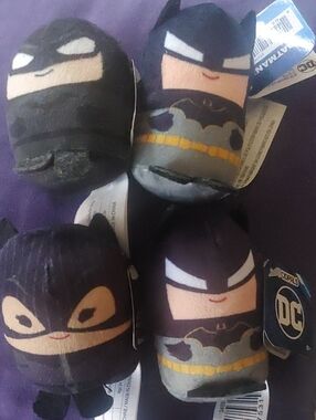 DC Comics Batman Plush Set – Black, Gray, Yellow